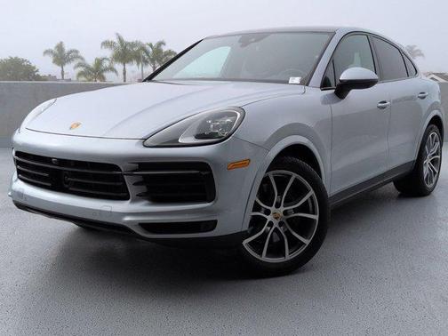 2022 Porsche Cayenne Platinum Edition