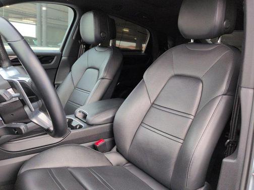 2022 Porsche Cayenne Platinum Edition