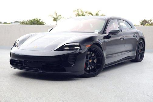 2024 Porsche Taycan GTS