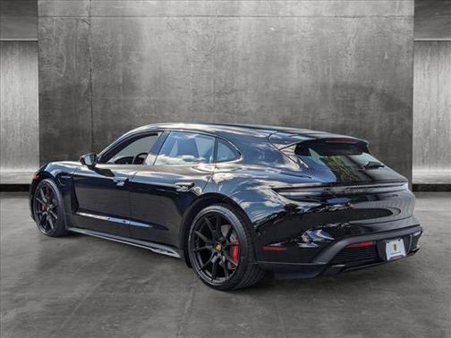 2024 Porsche Taycan GTS