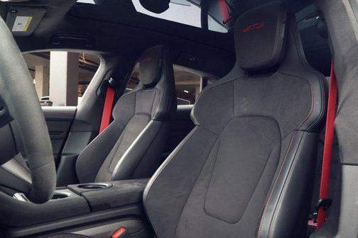 2024 Porsche Taycan GTS