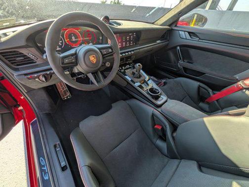 2025 Porsche 911 GT3