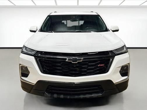 Summit White 2023 Chevrolet Traverse RS