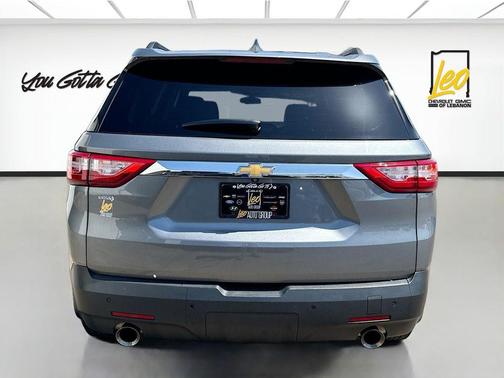 Satin Steel Metallic 2021 Chevrolet Traverse LT Cloth