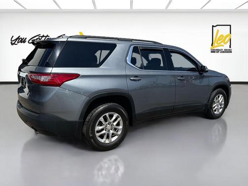 Satin Steel Metallic 2021 Chevrolet Traverse LT Cloth