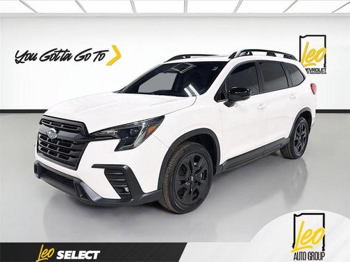 Crystal White Pearl 2025 Subaru Ascent Onyx Edition Touring