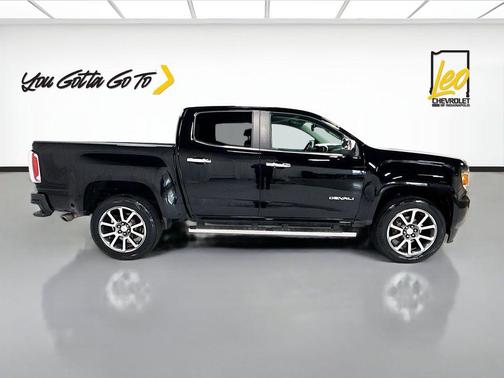 Onyx Black 2019 GMC Canyon Denali