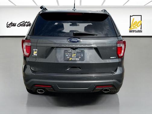 Magnetic 2018 Ford Explorer XLT