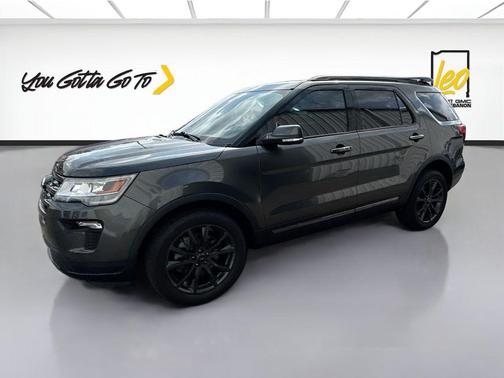 Magnetic 2018 Ford Explorer XLT
