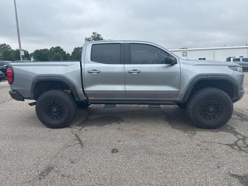 Sterling 2024 GMC Canyon AT4X
