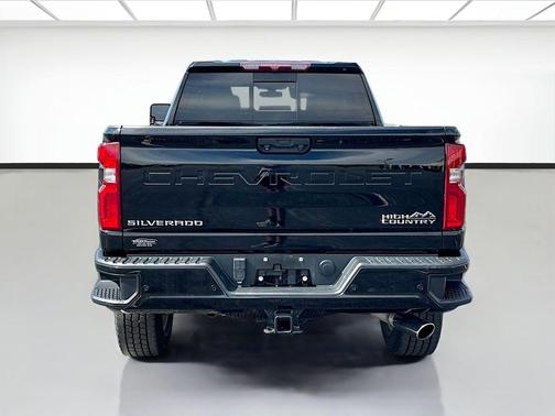 Black 2022 Chevrolet Silverado 3500 High Country