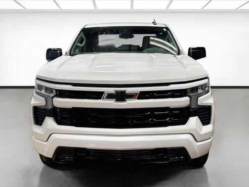 Summit White 2026 Chevrolet Silverado 1500 RST