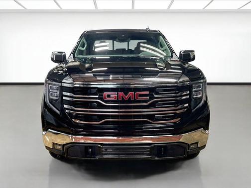 Onyx Black 2026 GMC Sierra 1500 SLT