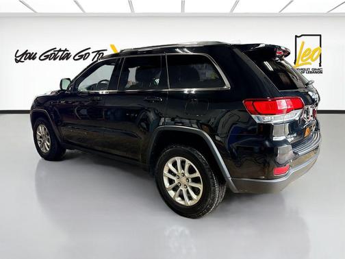 Diamond Black 2021 Jeep Grand Cherokee Laredo E