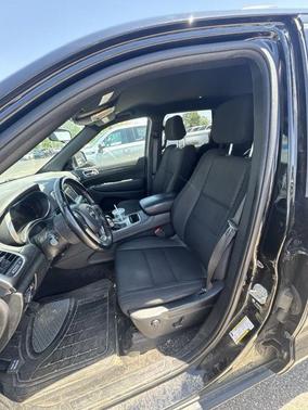 Diamond Black 2021 Jeep Grand Cherokee Laredo E