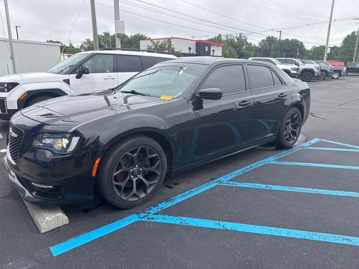 Gloss Black 2020 Chrysler 300 S