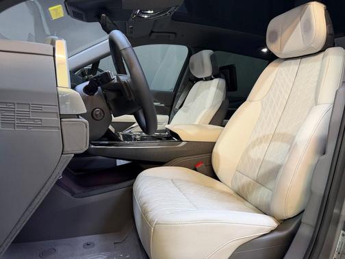Magnus Metal Frost 2026 Cadillac Escalade IQ Sport