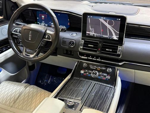 2021 Lincoln Navigator Black Label