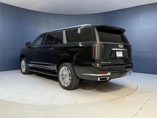 2025 Cadillac Escalade ESV Premium Luxury