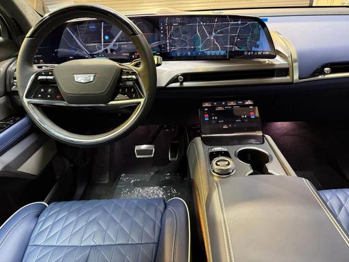 2026 Cadillac VISTIQ Premium Luxury