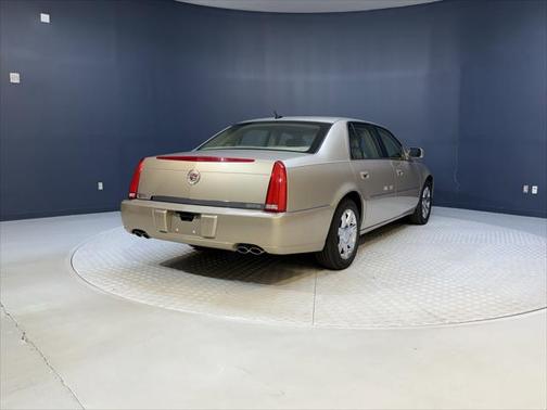 2006 Cadillac DTS Base