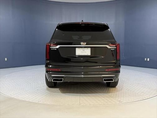 2025 Cadillac XT6 Premium Luxury FWD