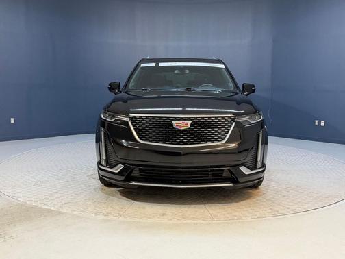 Stellar Black Metallic 2023 Cadillac XT6 Premium Luxury FWD