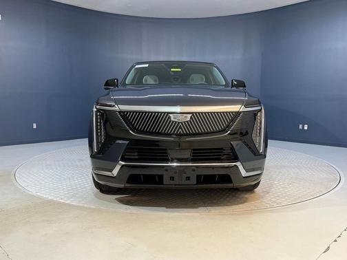 2025 Cadillac Escalade IQ Luxury 1