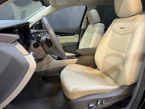 2023 Cadillac XT6 Premium Luxury AWD