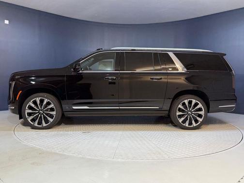 2026 Cadillac Escalade ESV Luxury