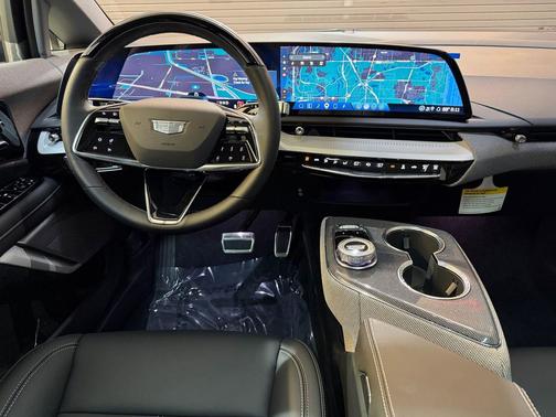 Argent Silver Metallic 2026 Cadillac OPTIQ Sport