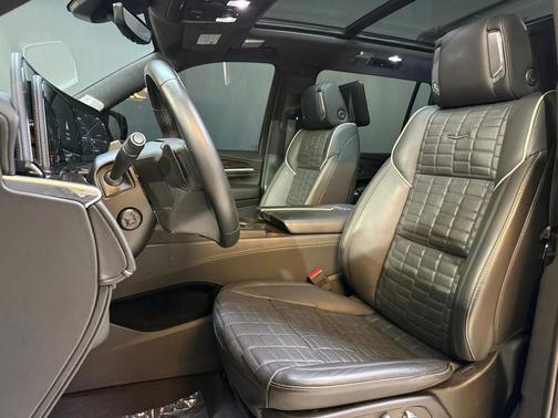 2024 Cadillac Escalade ESV Sport Platinum