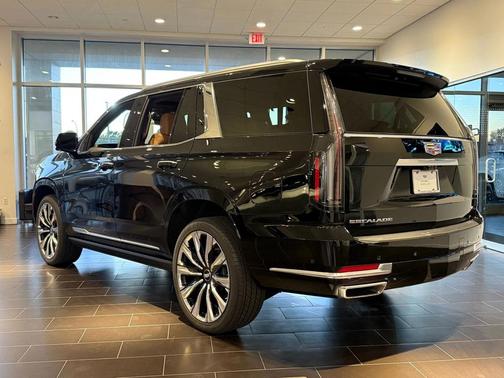 2026 Cadillac Escalade Luxury