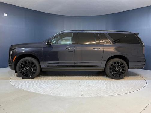 2026 Cadillac Escalade ESV Sport Platinum