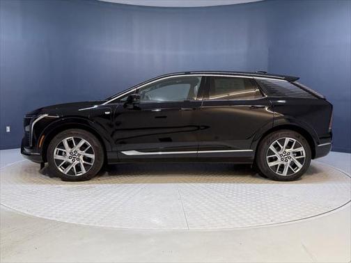 2025 Cadillac OPTIQ Luxury 1 AWD