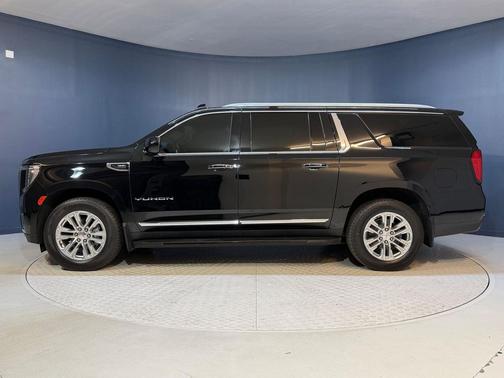 Onyx Black 2022 GMC Yukon XL SLT