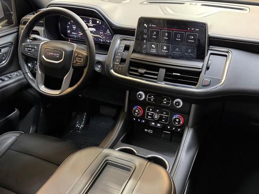 Onyx Black 2022 GMC Yukon XL SLT