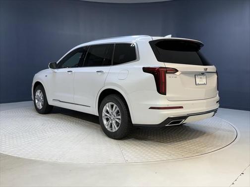 2025 Cadillac XT6 Luxury FWD