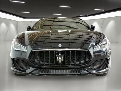 2022 Maserati Quattroporte Modena