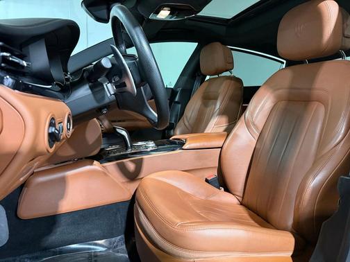 2022 Maserati Quattroporte Modena