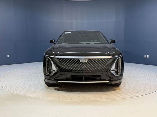 Stellar Black Metallic 2026 Cadillac LYRIQ Premium Luxury