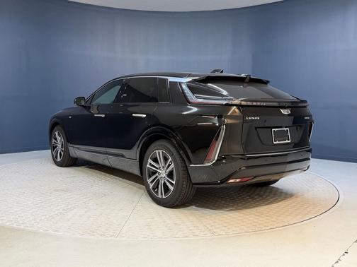 Stellar Black Metallic 2026 Cadillac LYRIQ Premium Luxury