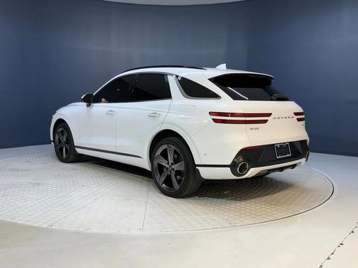 2022 Genesis GV70 2.5T AWD