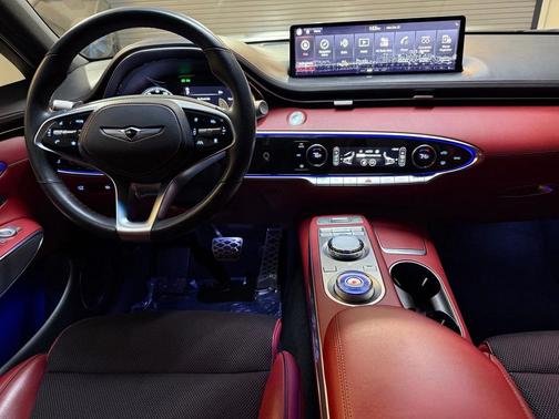 2022 Genesis GV70 2.5T AWD