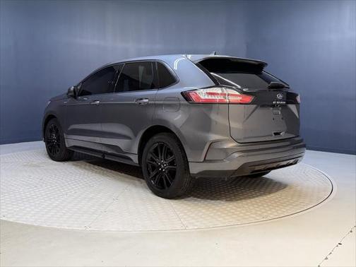 2022 Ford Edge ST Line