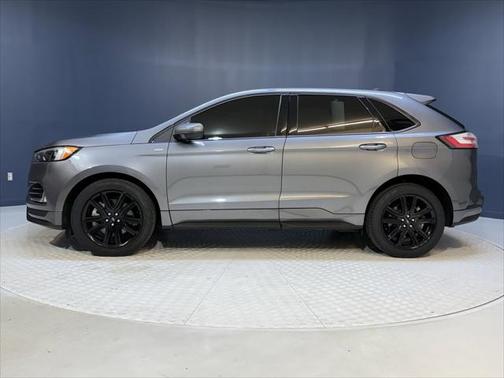 2022 Ford Edge ST Line