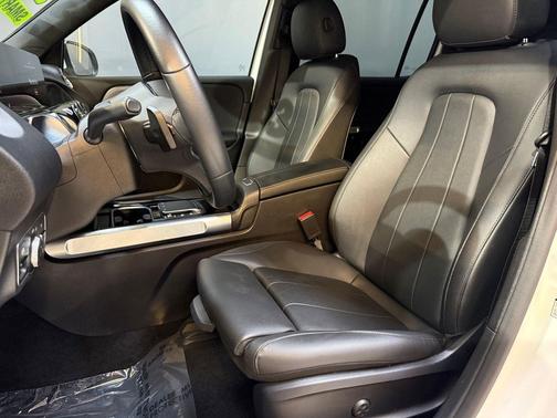 2023 Mercedes-Benz EQB 250 Base