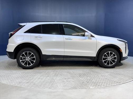 2025 Cadillac XT4 Sport