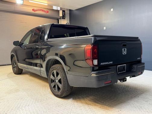 Black 2019 Honda Ridgeline Black