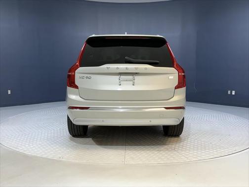 2022 Volvo XC90 Recharge Plug-In Hybrid T8 Inscription 6 Passenger